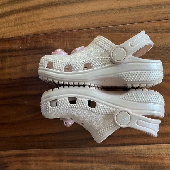 Pink gemstone crocs - Picture 4 of 5